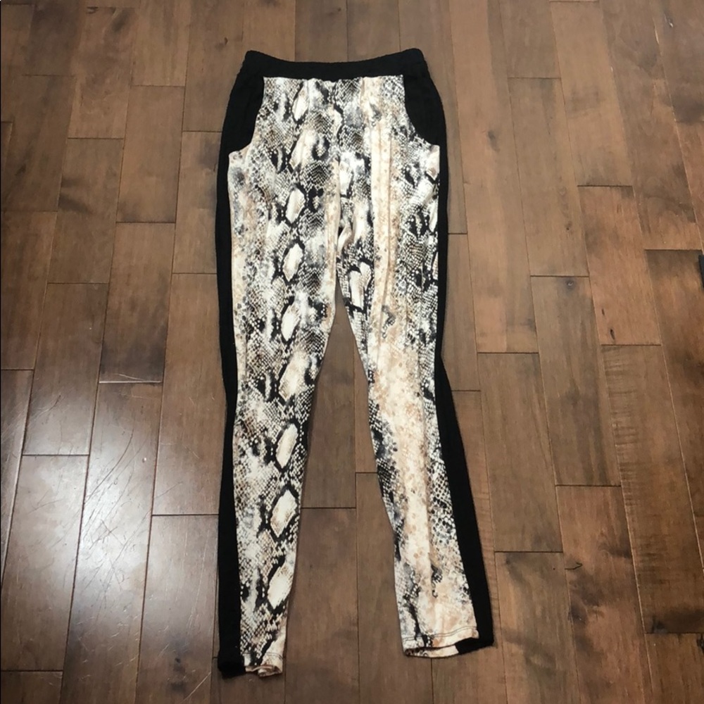 Snake Print Pants with Elastic Band and Pockets